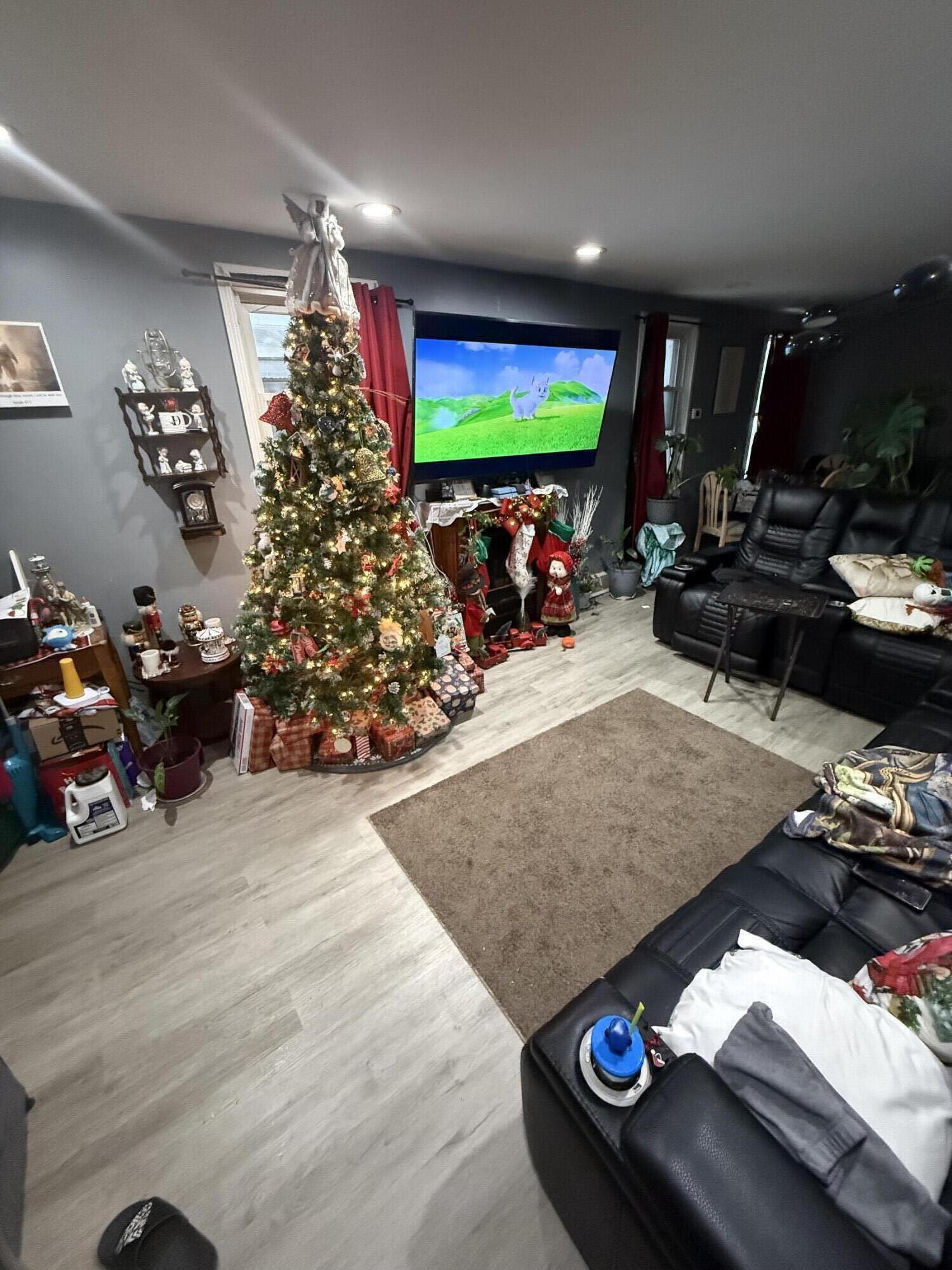 1320 Summit Avenue Racine, WI 53404 - Photo 3 of 10 IMG_5650