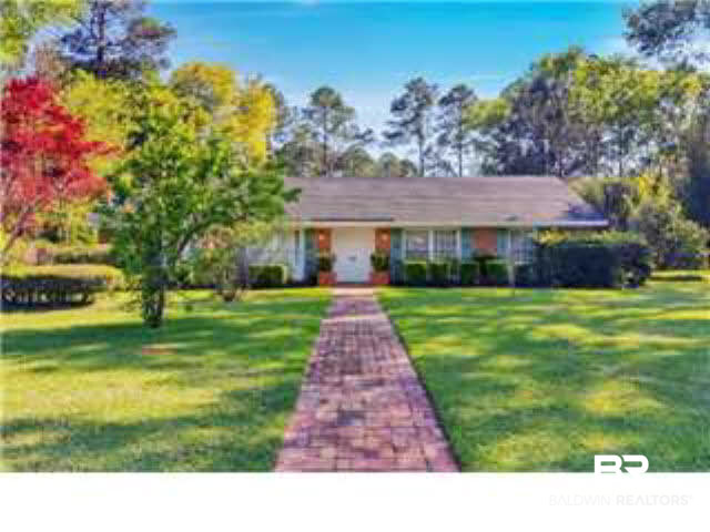 3905 Pembrocke Avenue Mobile, AL 36608 - Photo 1 of 23