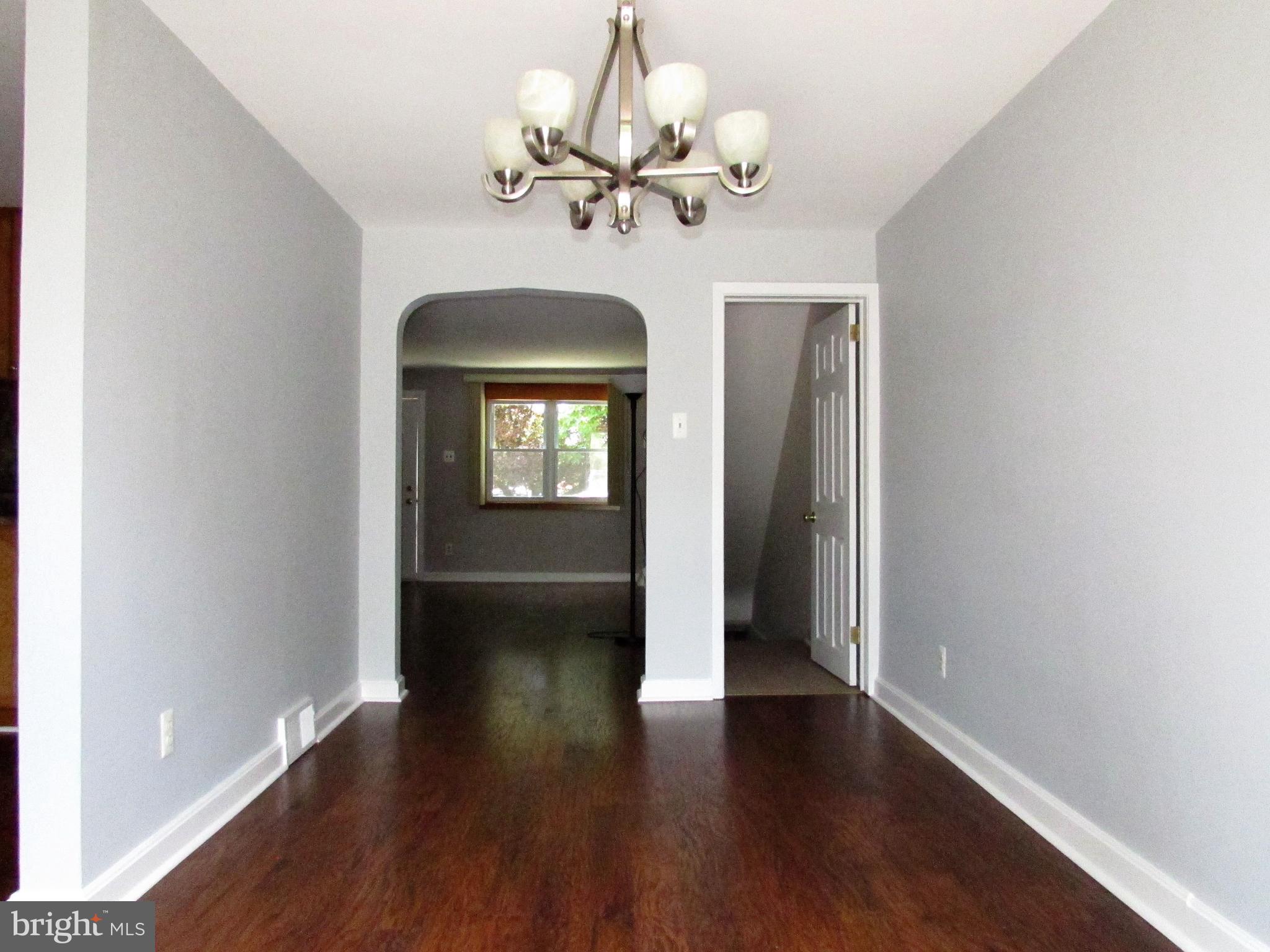 126 Alverstone Road Clifton Heights, PA 19018 - Photo 8 of 28 Dining Area