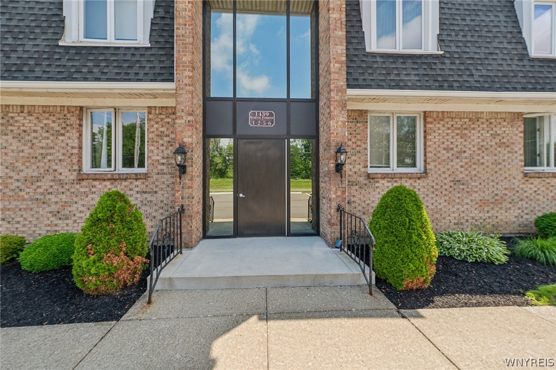 1439 North Forest Road, Unit 5 Amherst, NY 14221 - Photo 1 of 30