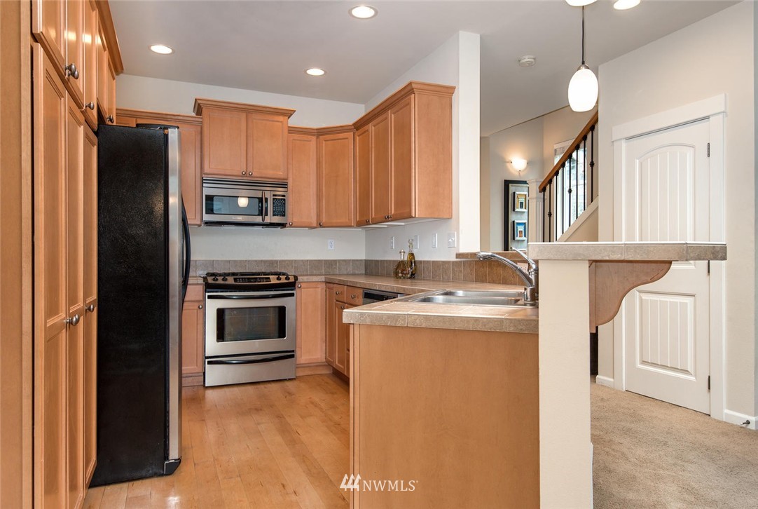 824 234th Place Southeast Bothell, WA 98021 - Photo 10 of 25