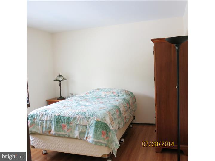 101 Peter Rafferty Drive Hamilton Square, NJ 08690 - Photo 19 of 25 Bedroom 2