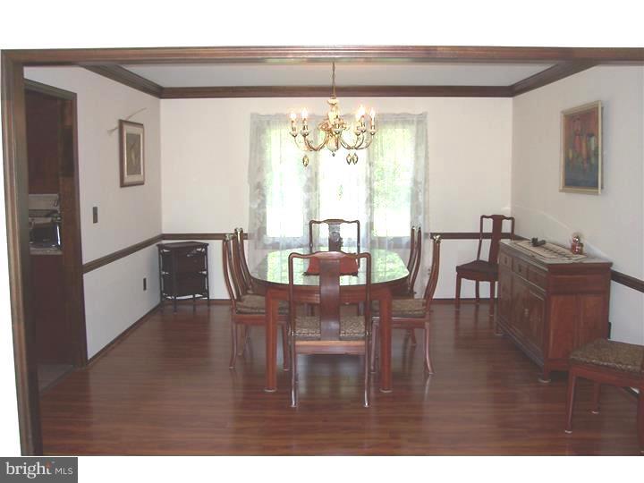 101 Peter Rafferty Drive Hamilton Square, NJ 08690 - Photo 10 of 25 Dining Room