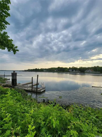 $500,000 | 320 East Shore Road, Unit 11B, Great Neck, NY 11023