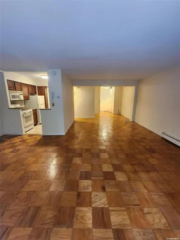 $500,000 | 320 East Shore Road, Unit 11B, Great Neck, NY 11023