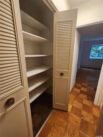 $500,000 | 320 East Shore Road, Unit 11B, Great Neck, NY 11023