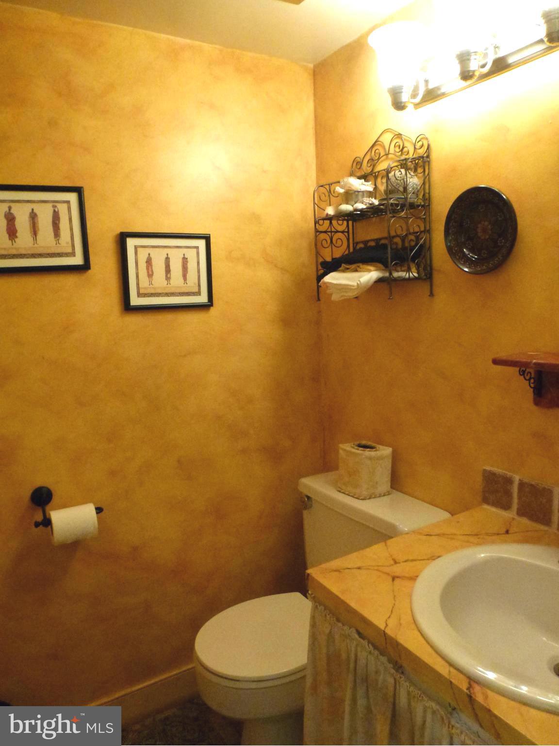 12132 Quorn Lane Reston, VA 20191 - Photo 29 of 30 Bath