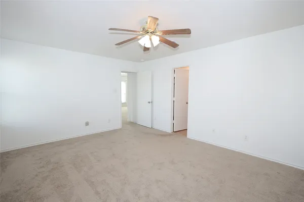 $1,800 | 142 Thunder Basin Drive, Richmond, TX 77469
