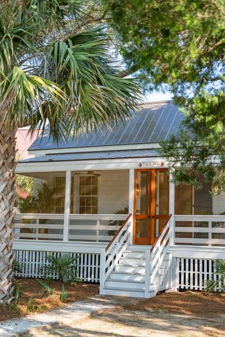$4,300,000 | 2524 Middle Street, Sullivans Island, SC 29482