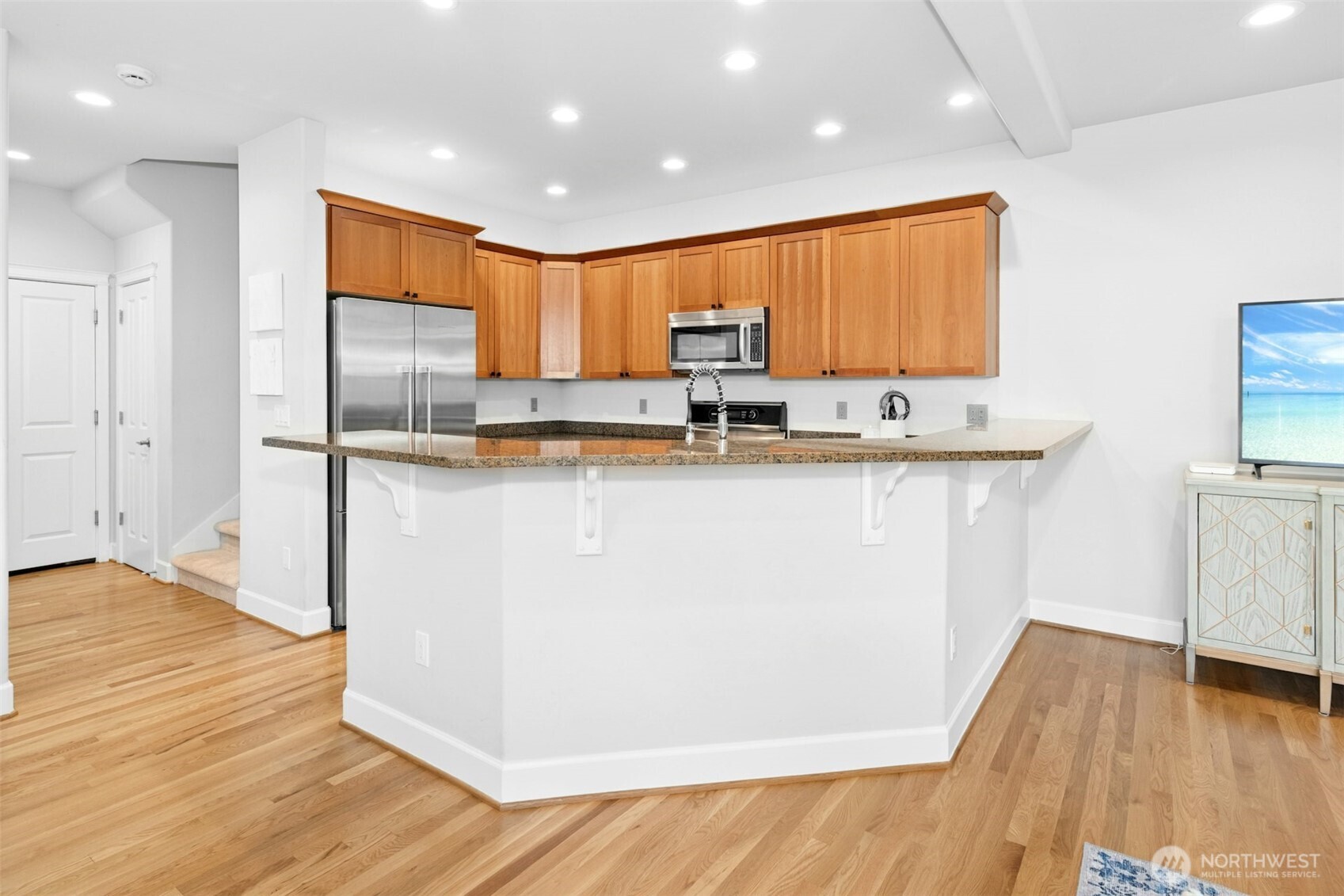 8030 212th Street Southwest Edmonds, WA 98026 - Photo 11 of 35