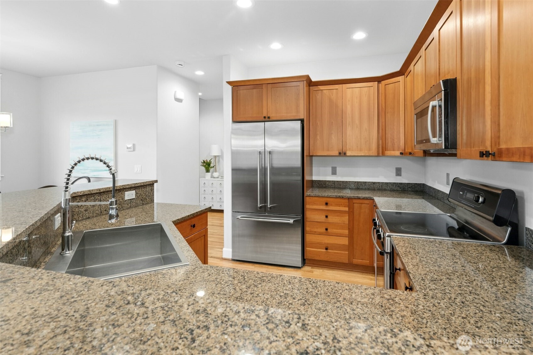 8030 212th Street Southwest Edmonds, WA 98026 - Photo 14 of 35