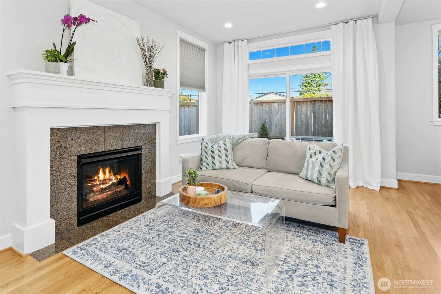 8030 212th Street Southwest Edmonds, WA 98026 - Photo 6 of 35