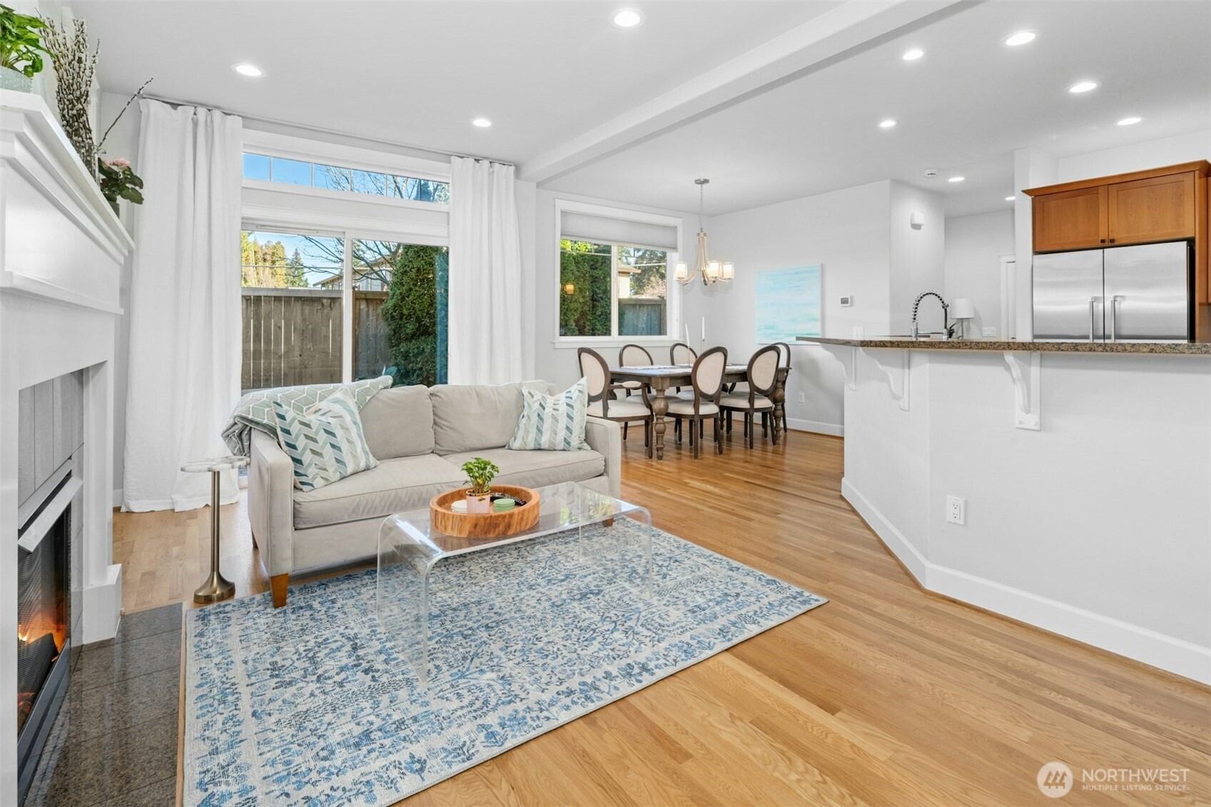 8030 212th Street Southwest Edmonds, WA 98026 - Photo 8 of 35