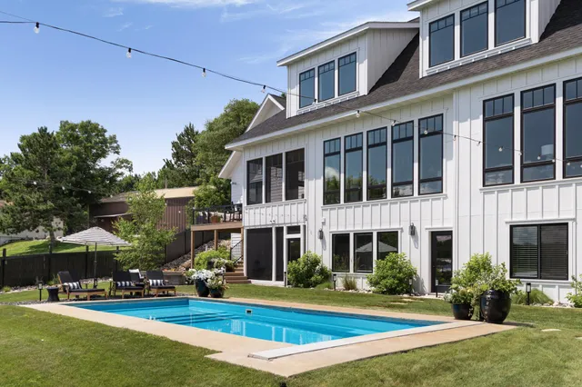 $2,395,000 | 19522 Love Lake Road, Brainerd, MN 56401