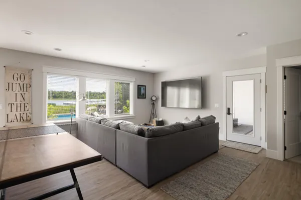 $2,395,000 | 19522 Love Lake Road, Brainerd, MN 56401