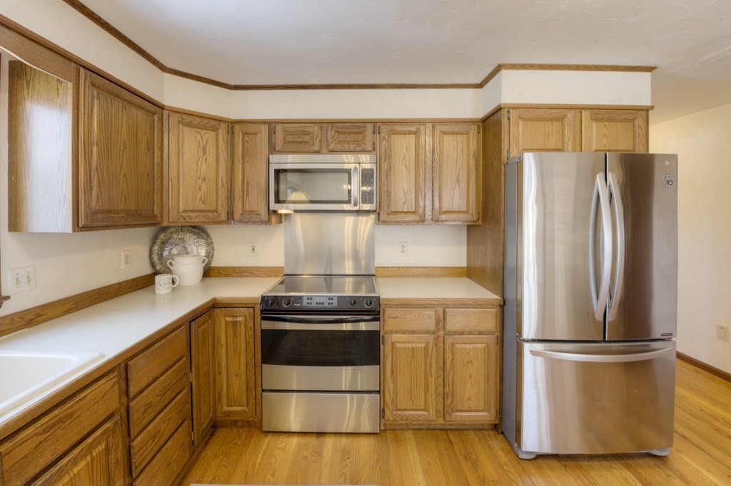 174 Anderson Road Marlborough, MA 01752 - Photo 20 of 42 Gallery Image 20