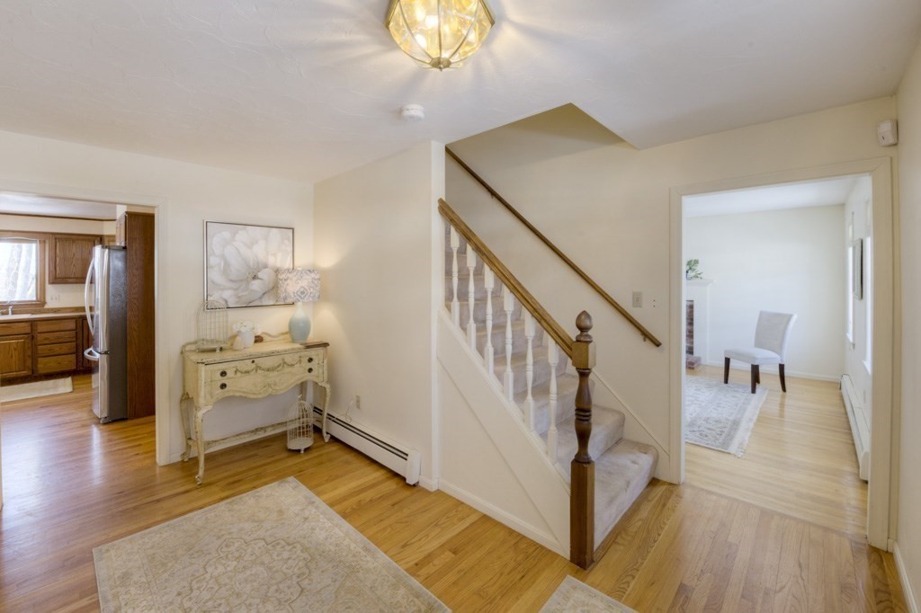 174 Anderson Road Marlborough, MA 01752 - Photo 8 of 42 Gallery Image 8
