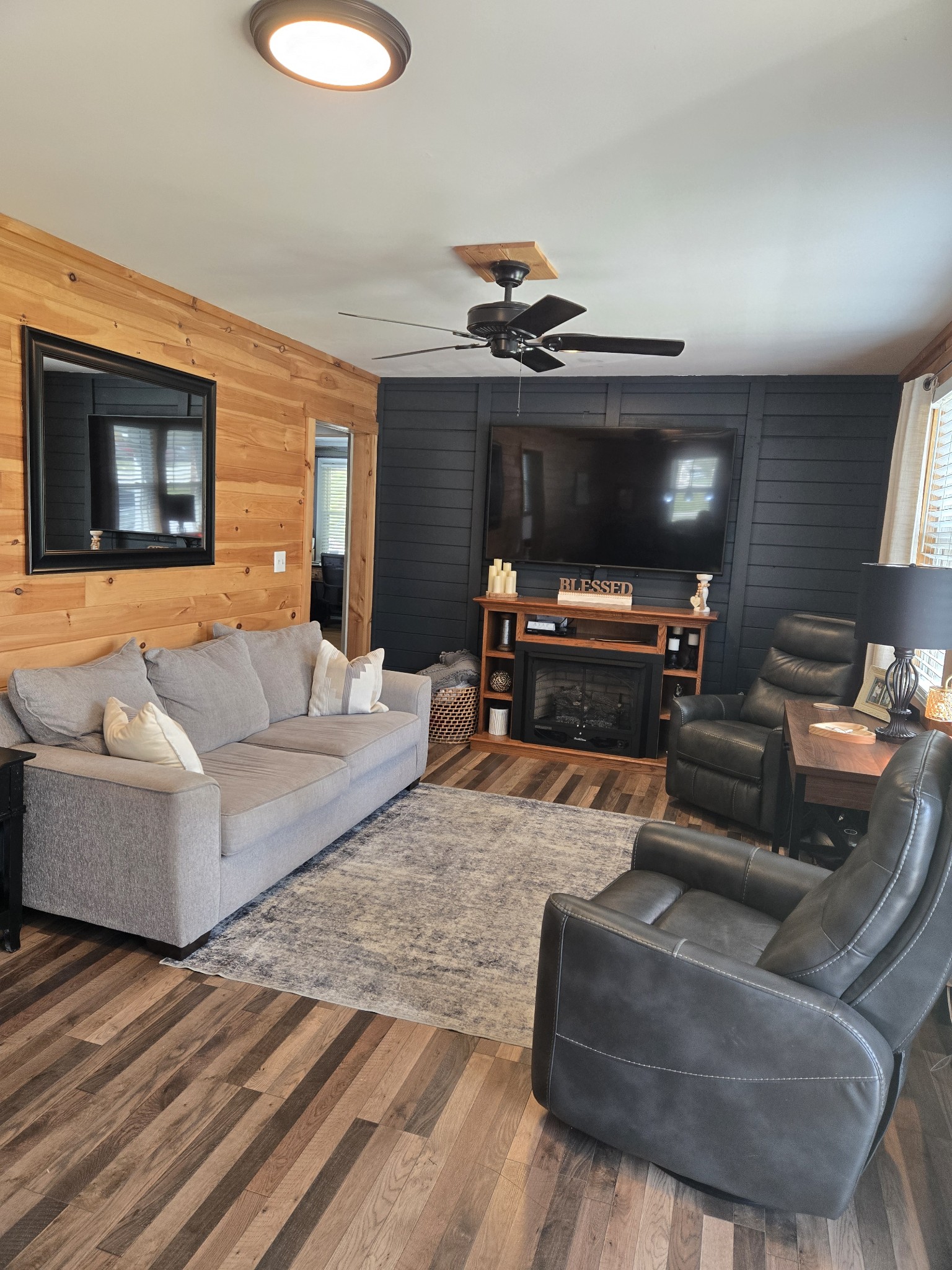 1605 New Dry Hollow Road Vanleer, TN 37181 - Photo 5 of 40 a living room with furniture and a fireplace