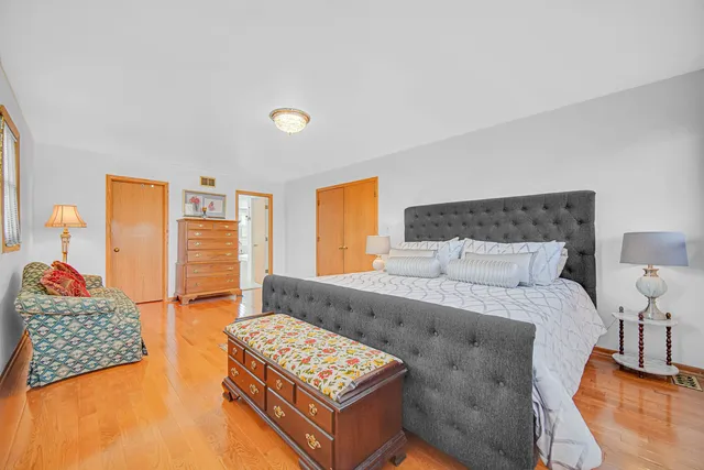 $449,900 | 1833 Pheasant Court, Flossmoor, IL 60422