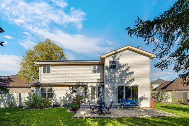 $449,900 | 1833 Pheasant Court, Flossmoor, IL 60422