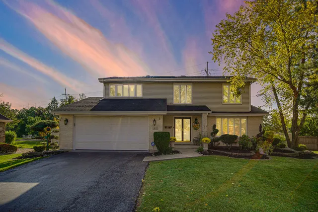 $449,900 | 1833 Pheasant Court, Flossmoor, IL 60422