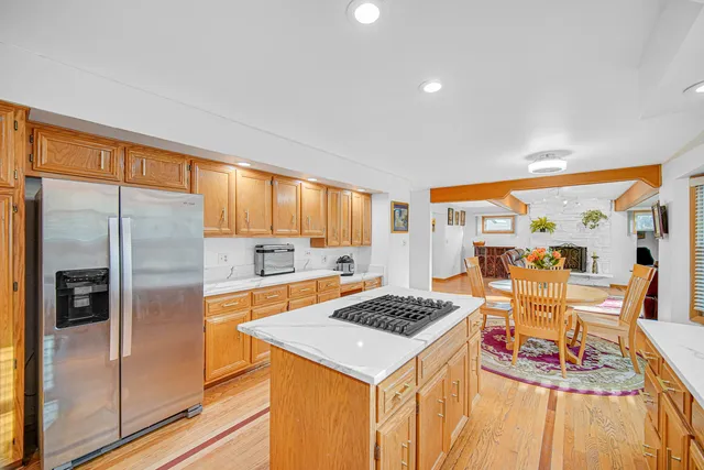 $449,900 | 1833 Pheasant Court, Flossmoor, IL 60422