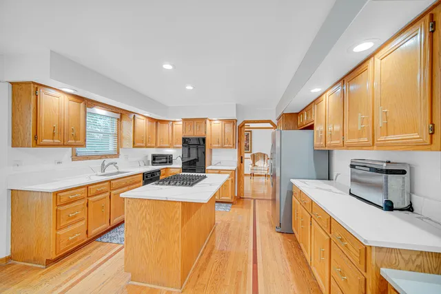 $449,900 | 1833 Pheasant Court, Flossmoor, IL 60422