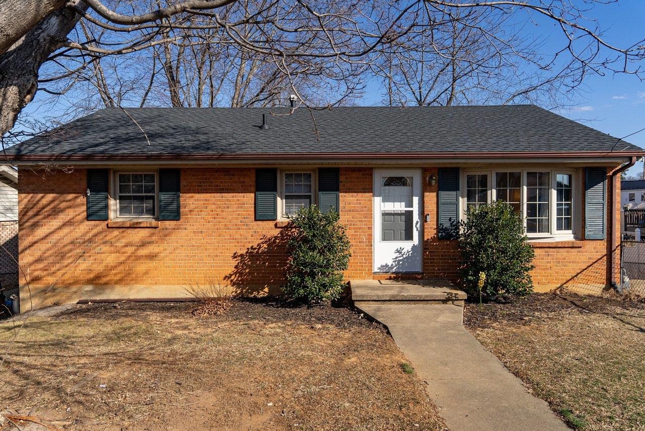 215 George Street Staunton, VA 24401 - Photo 2 of 46