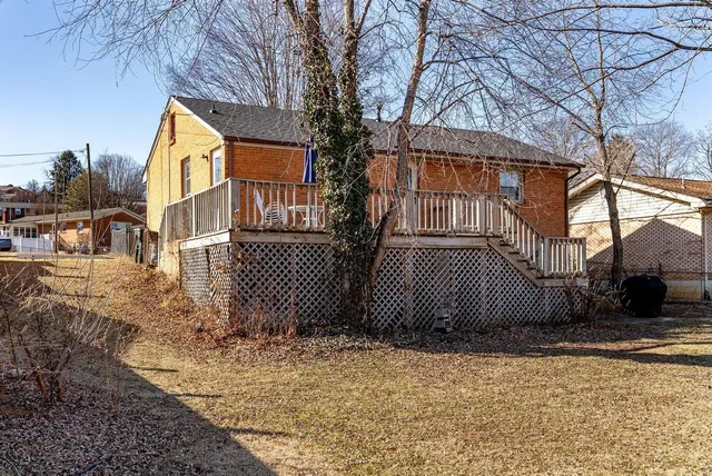 $266,900 | 215 George Street, Staunton, VA 24401