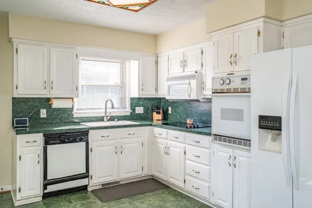 $266,900 | 215 George Street, Staunton, VA 24401