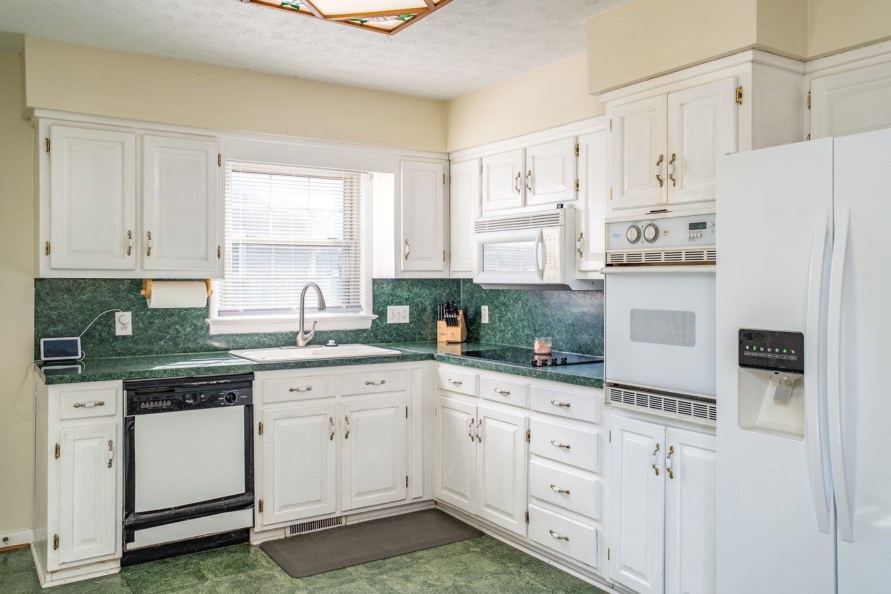 215 George Street Staunton, VA 24401 - Photo 9 of 46