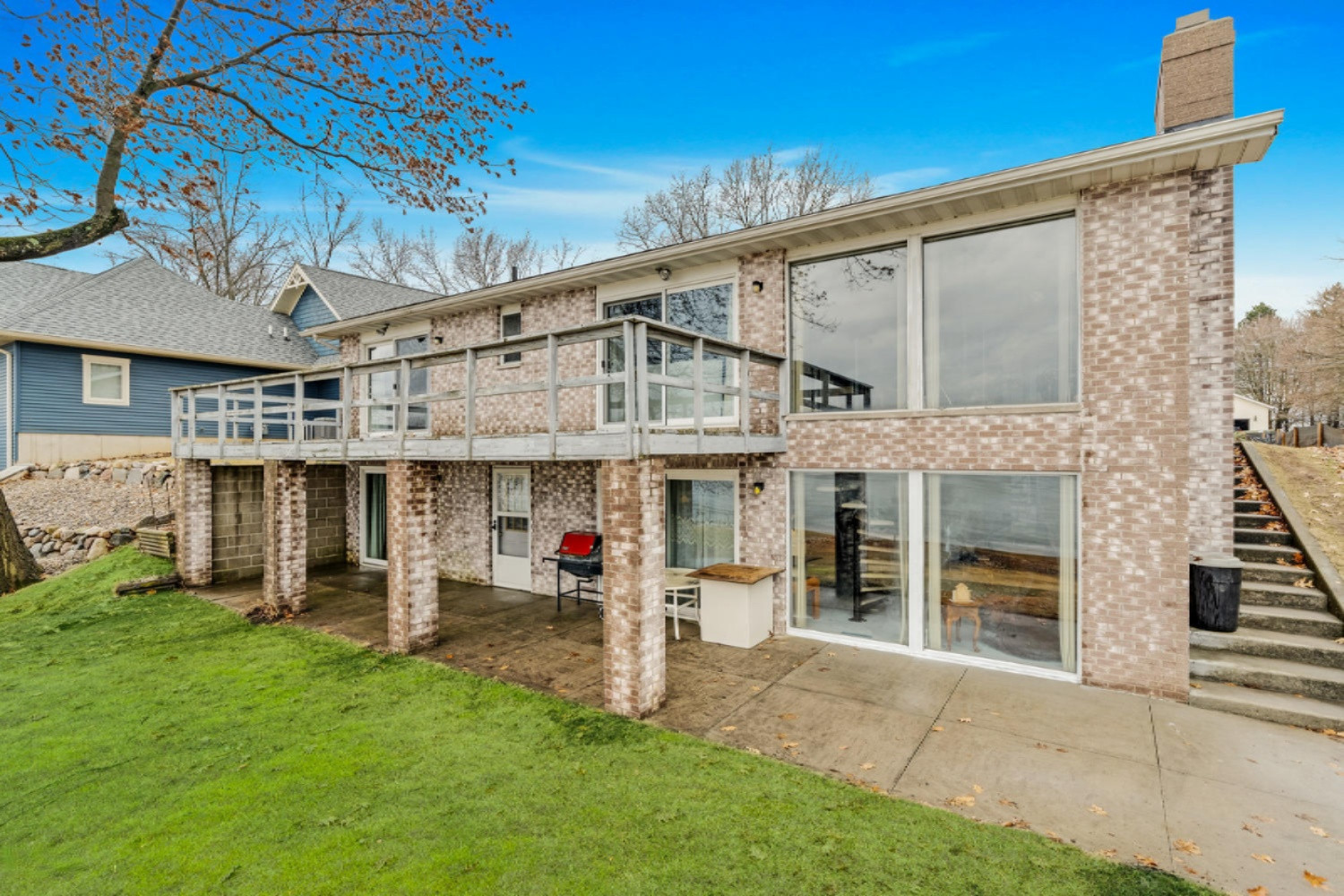 70033 Hilltop Road Union, MI 49130 - Photo 2 of 6 70033 Hilltop Rd Union MI-large-002-29-T