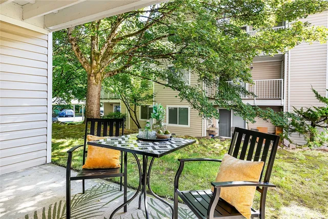 a outdoor view with a sitting space