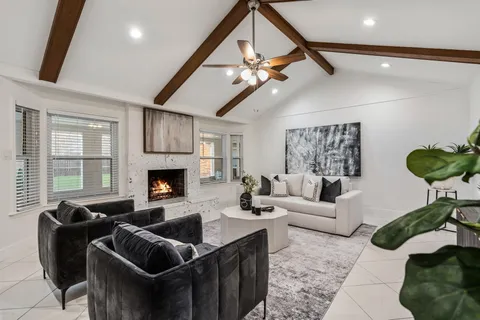 $575,000 | 5710 Ariel Street, Houston, TX 77096