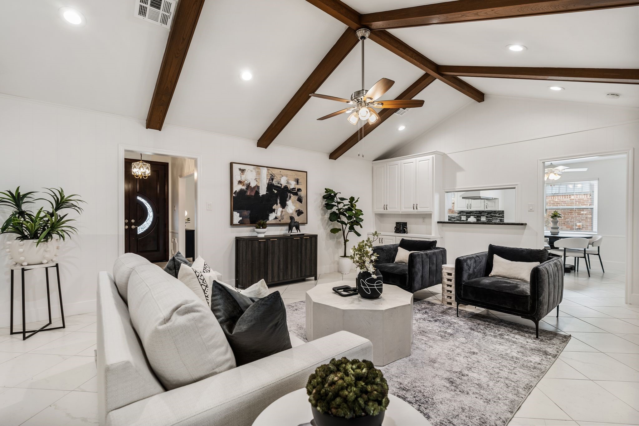 5710 Ariel Street Houston, TX 77096 - Photo 10 of 36