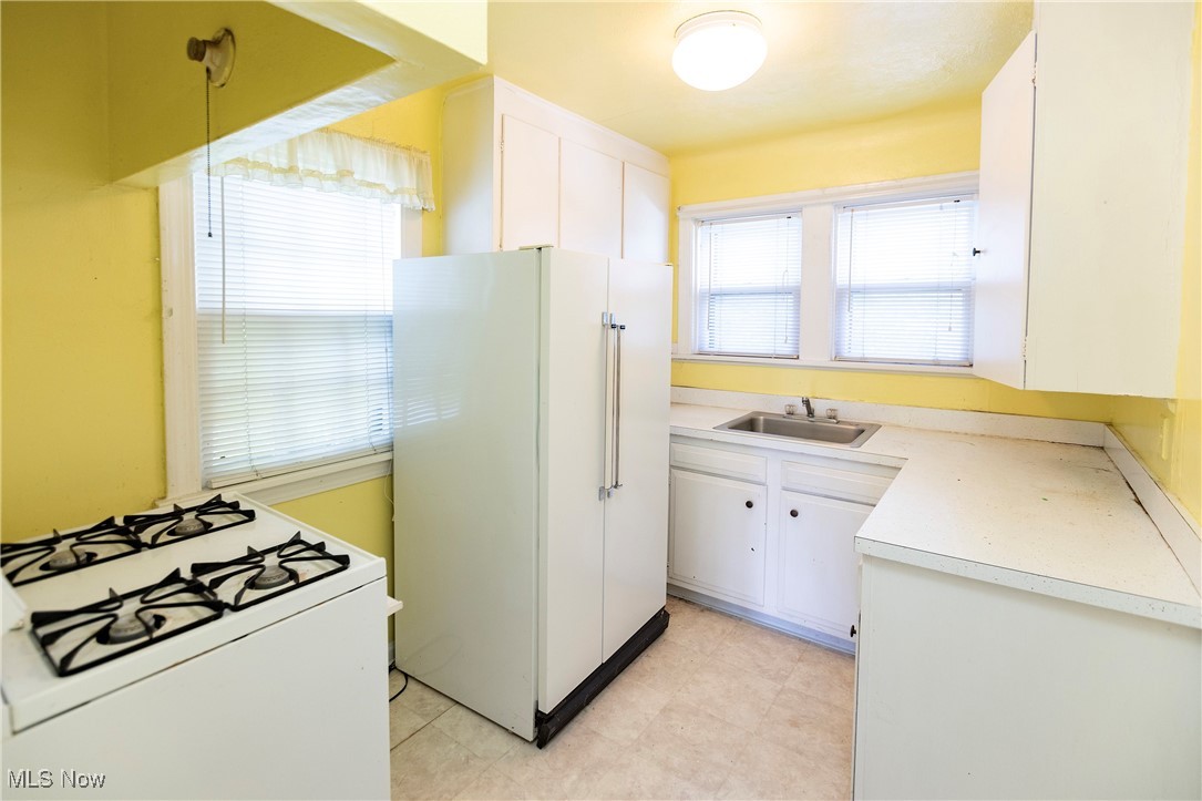 3666 Lindholm Road Cleveland, OH 44120 - Photo 24 of 42