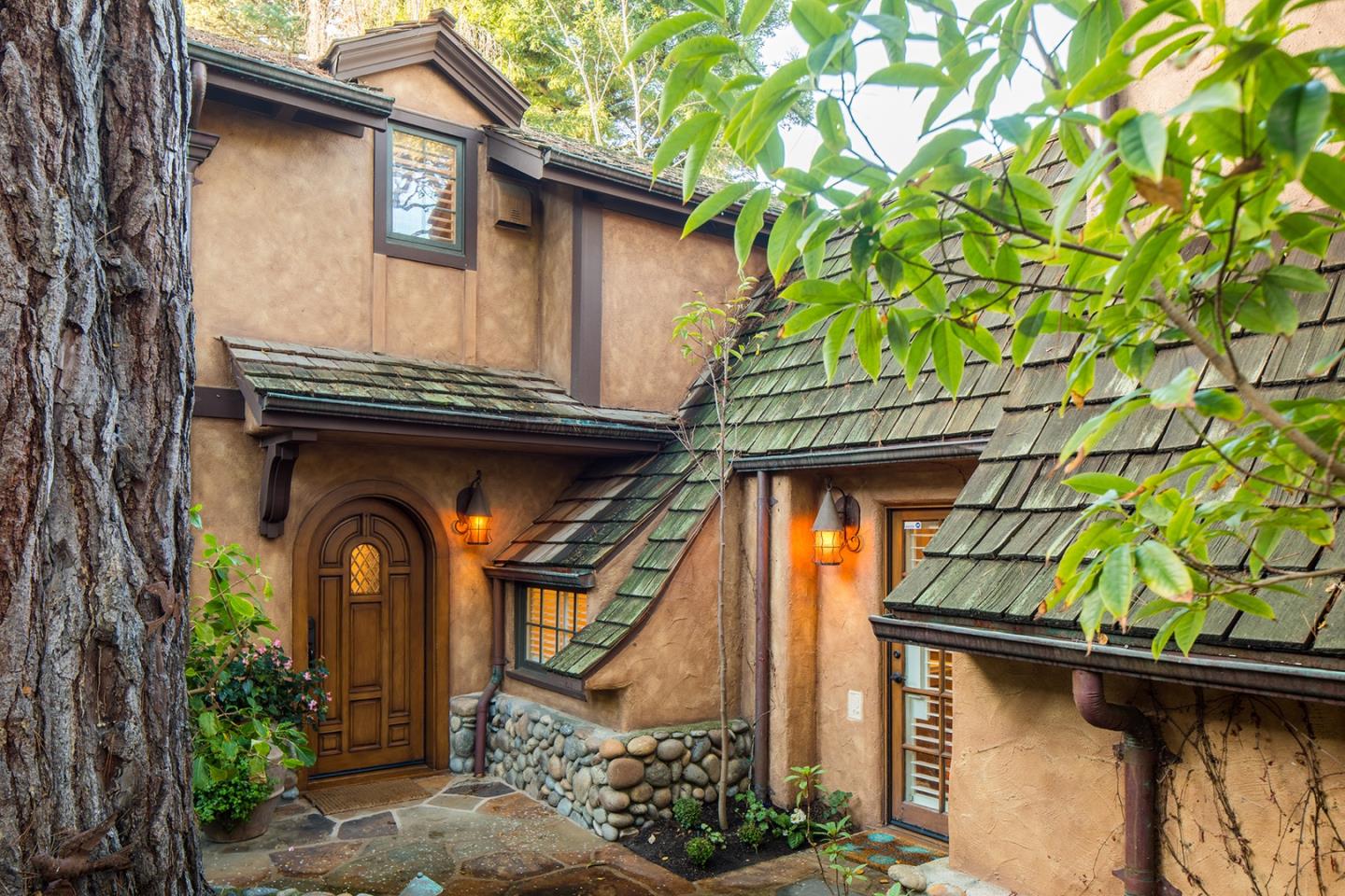 0 Seventh Ave 2 Carmel, CA 93923 - Photo 6 of 23 a front view of a house with garden