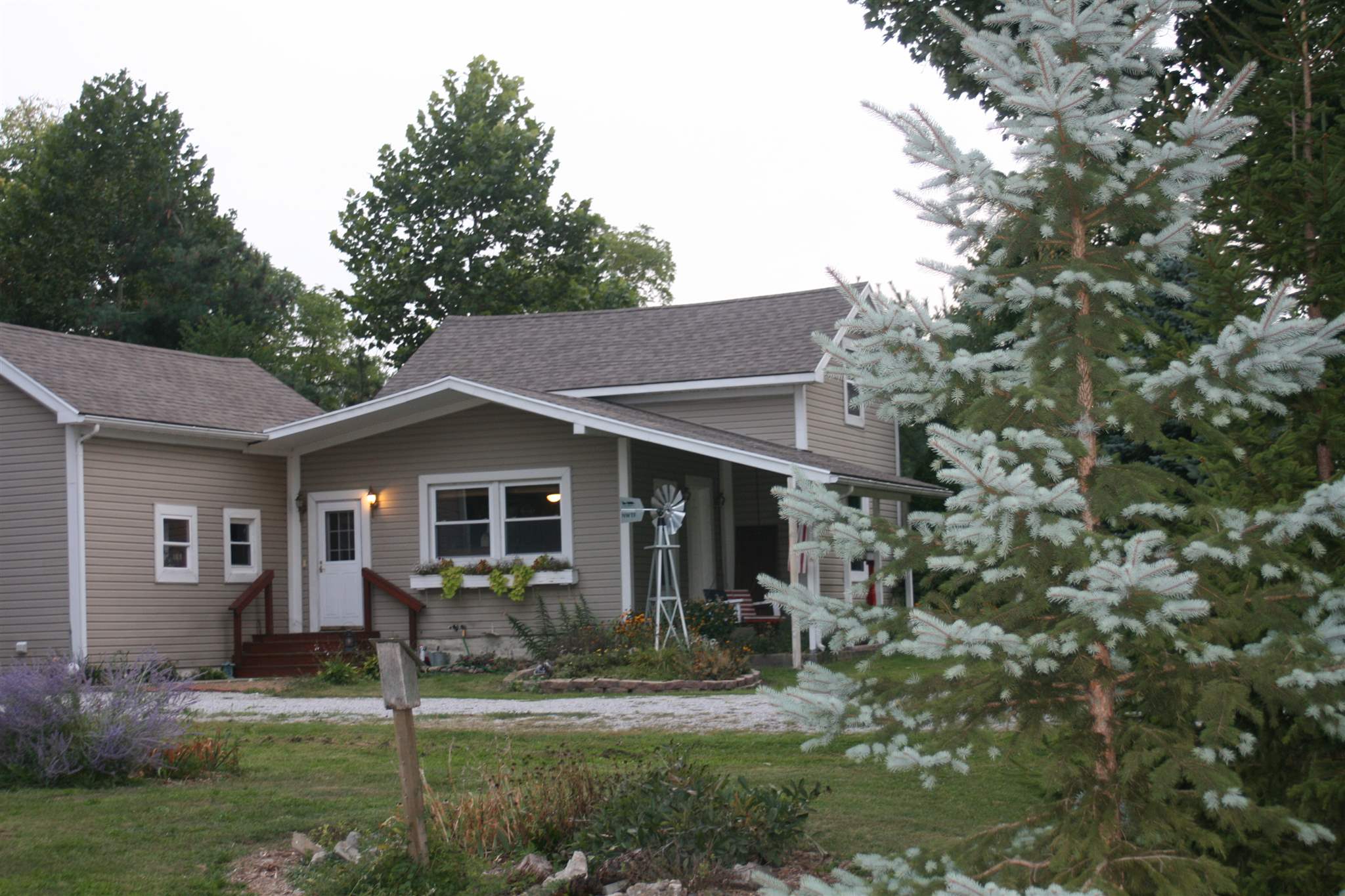 7927 North County Line Road West Churubusco, IN 46723 - Photo 1 of 33 Gallery Image 1