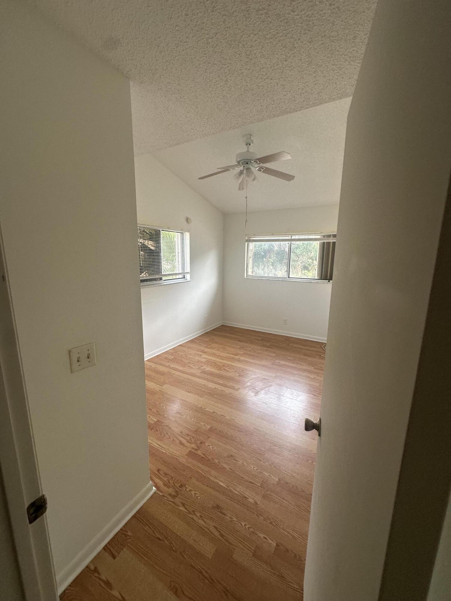 65 Maplecrest Circle Jupiter, FL 33458 - Photo 28 of 31 IMG_4297