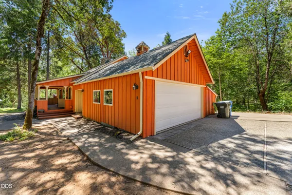 $545,000 | 6907 Bear Branch Road, Rogue River, OR 97537