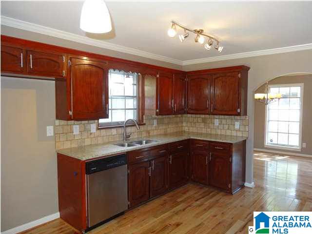 216 5th Place Pleasant Grove, AL 35127 - Photo 4 of 23