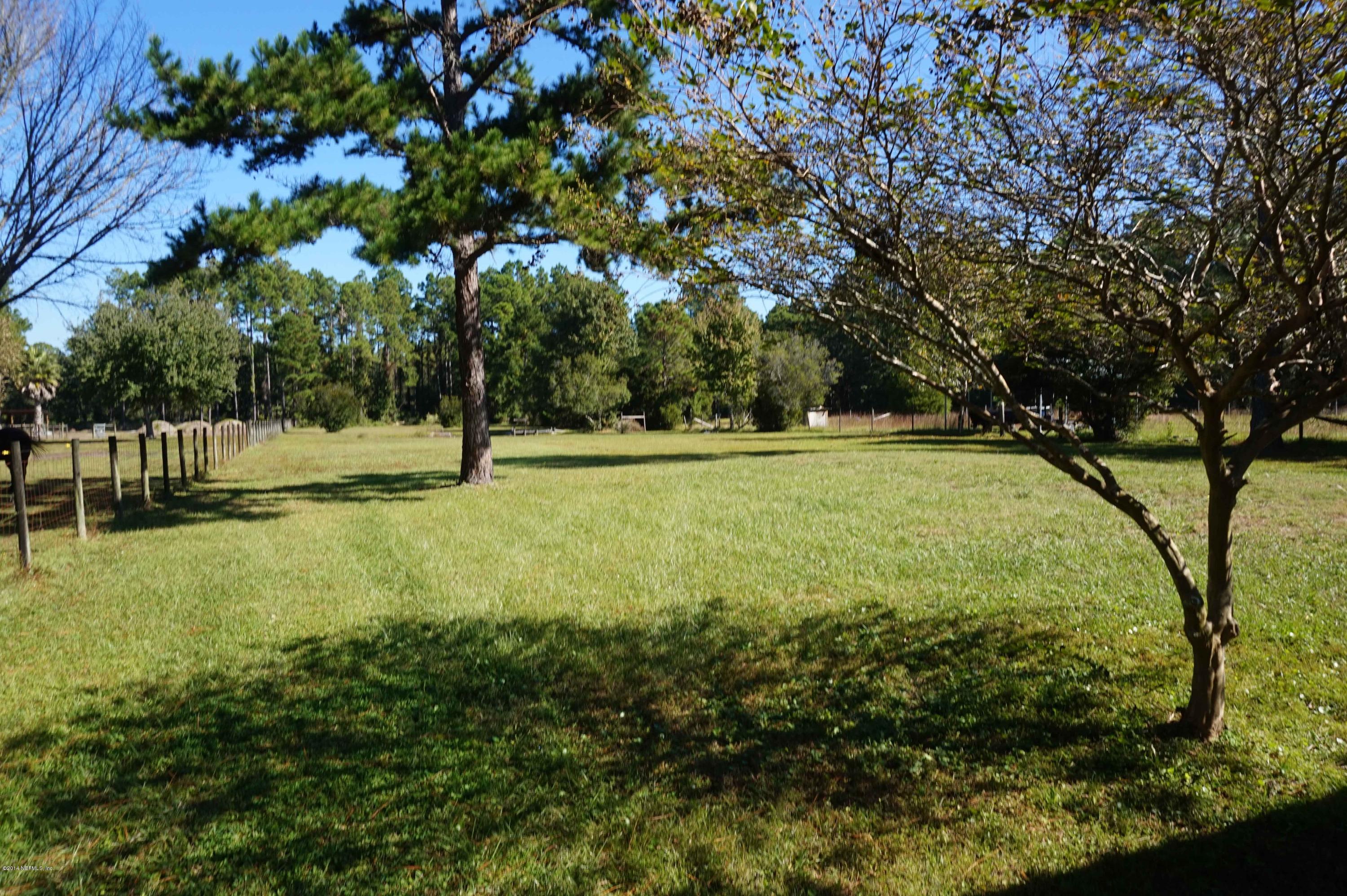4721 Cedar Point Road Jacksonville, FL 32226 - Photo 6 of 25 REAR PROPERTY VIEW