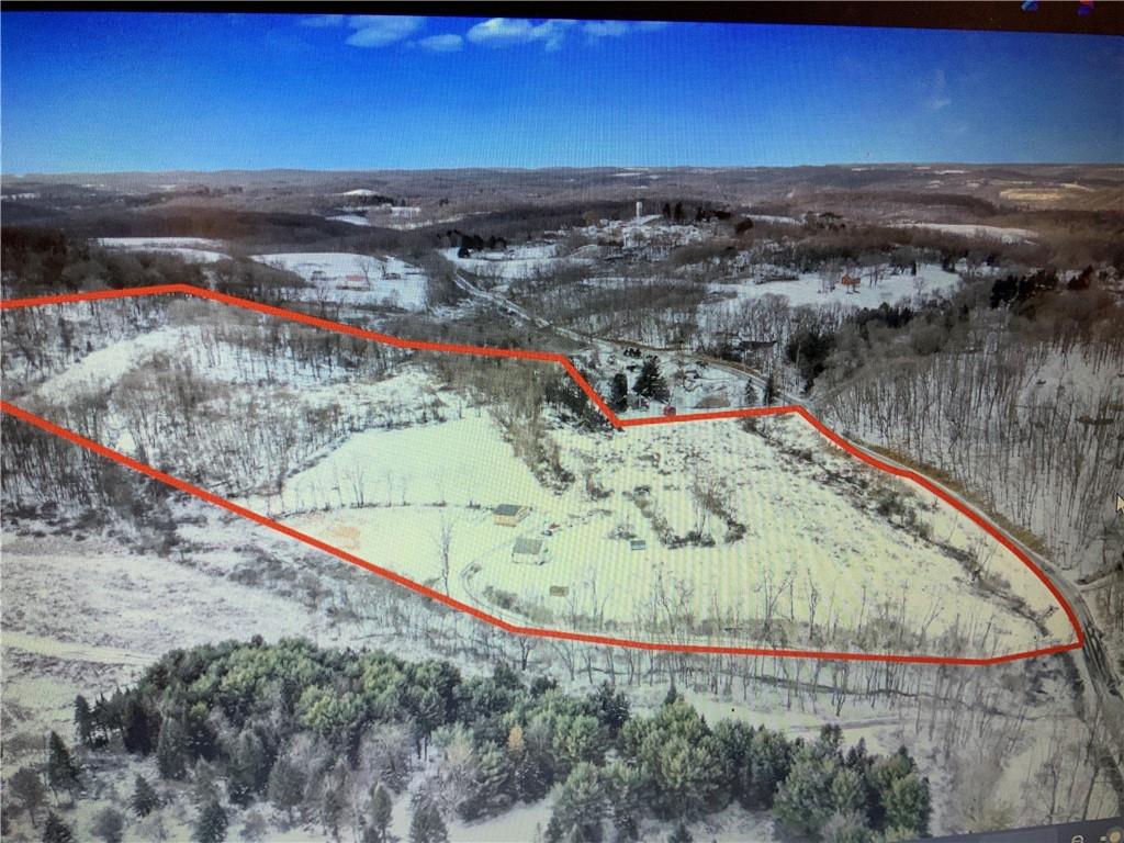 1692 Days Run Road Tarentum, PA 15084 - Photo 3 of 25