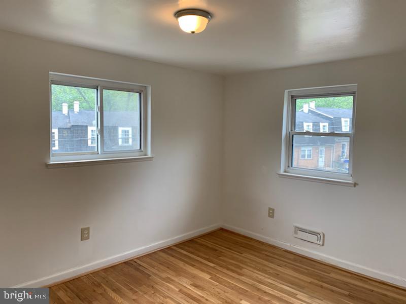 626 Gibson Road Baltimore, MD 21229 - Photo 21 of 35