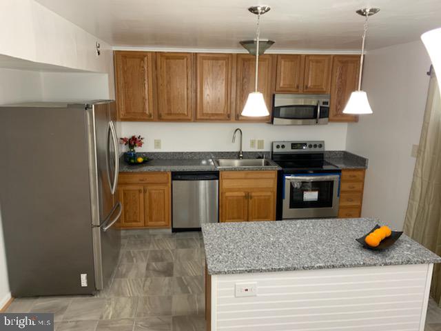 626 Gibson Road Baltimore, MD 21229 - Photo 7 of 35 Large Kitchen, new Stanless Steel Appliances