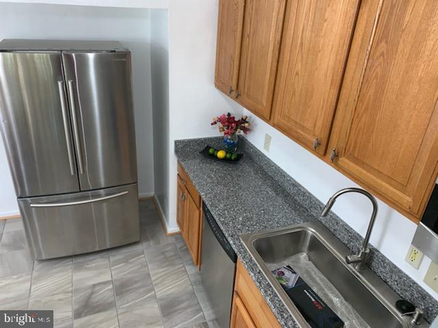 626 Gibson Road Baltimore, MD 21229 - Photo 8 of 35 Kitchen