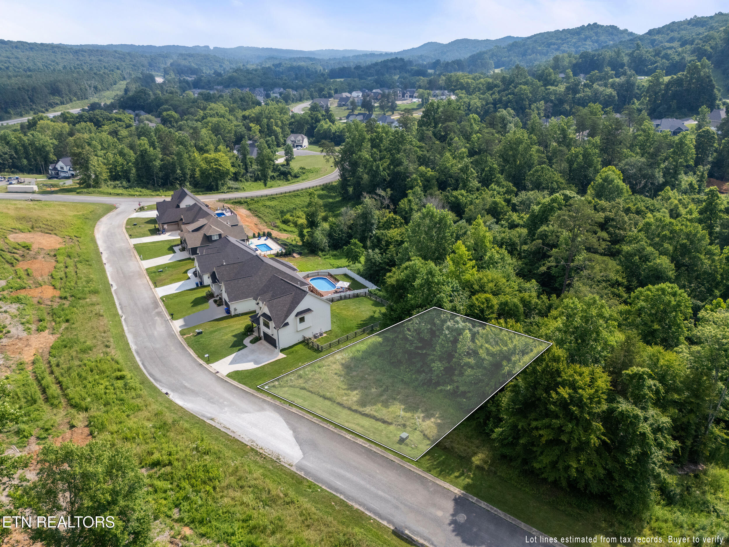 113 Cherry Oak Drive Oak Ridge, TN 37830 - Photo 1 of 18 113 cherry oak drive-1