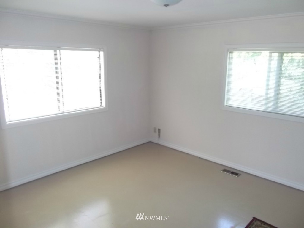 15035 Welcome Road Glacier, WA 98244 - Photo 11 of 15 Gallery Image 11