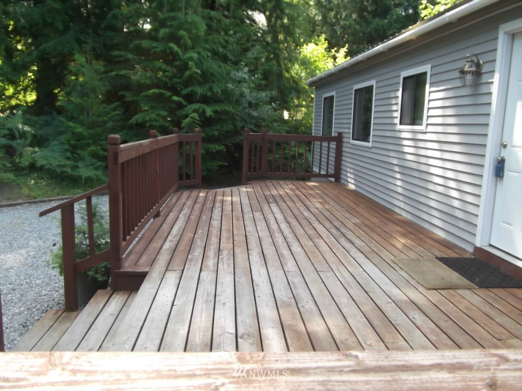 15035 Welcome Road Glacier, WA 98244 - Photo 4 of 15 Gallery Image 4