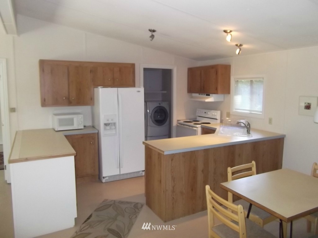 15035 Welcome Road Glacier, WA 98244 - Photo 8 of 15 Gallery Image 8
